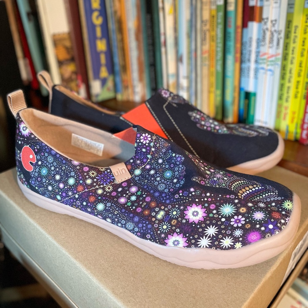 UIN Pray for goodness slip on CANVAS loafers 10.5